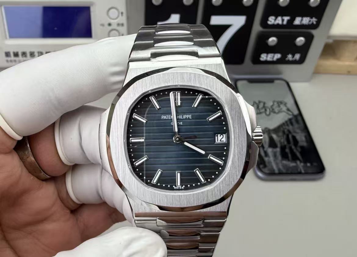 Patek Philippe Nautilus 5711/1A-010 Blue Dial Stainless Steel Automatic Watch