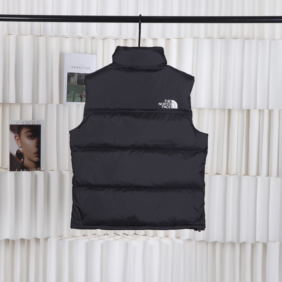 1996 Classic Outdoor 700 Down Vest Black