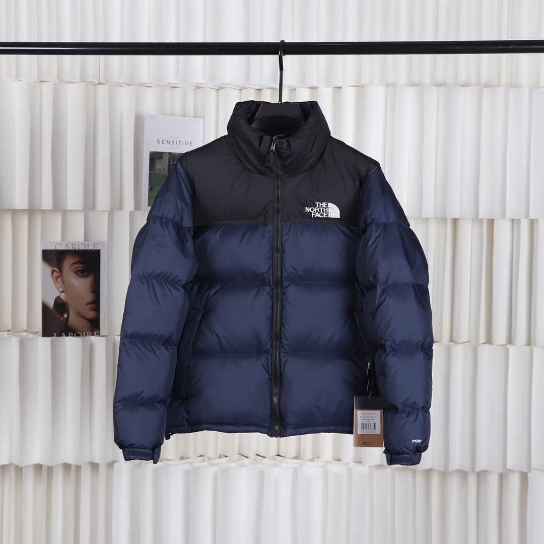1996 Classic Outdoor 700 Down Jacket Navy