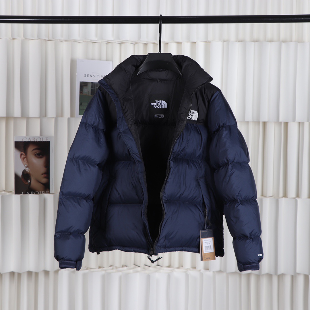1996 Classic Outdoor 700 Down Jacket Navy