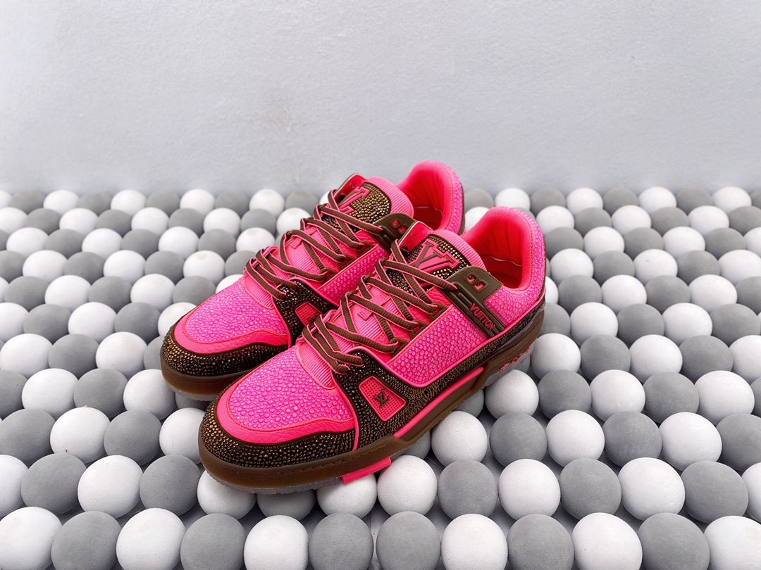 2024 LV Trainer Shinny Pink Swarovksi Crystals