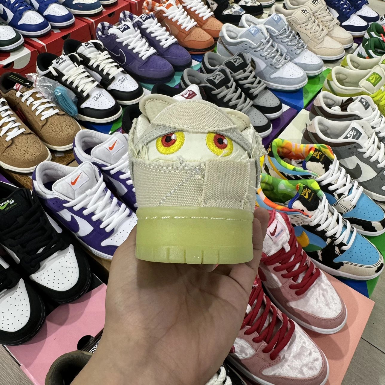 SB Dunk Low Mummy