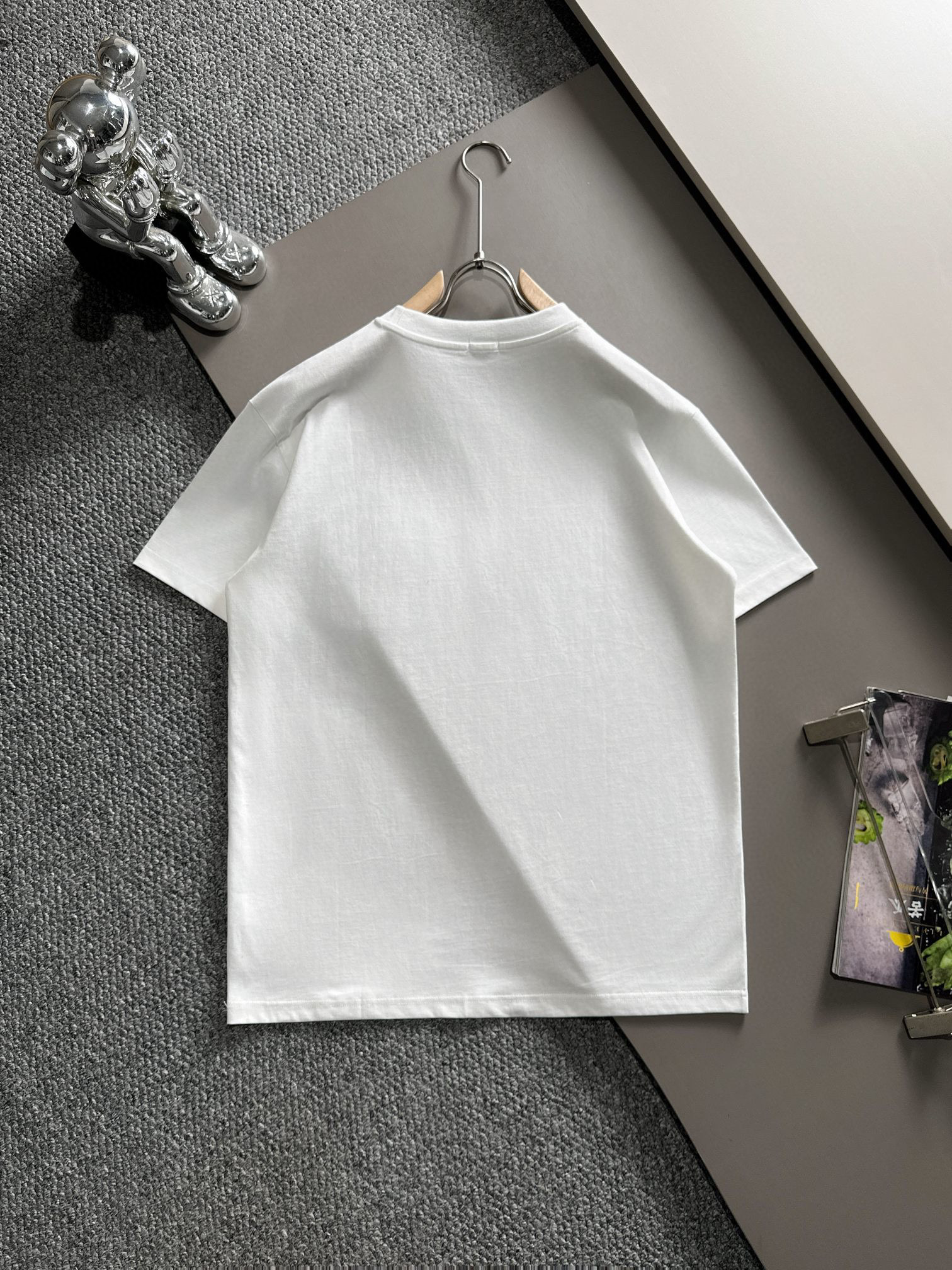 2025 Dior Pocket Embroidery Blue Flower Logo Tee 2 Colors